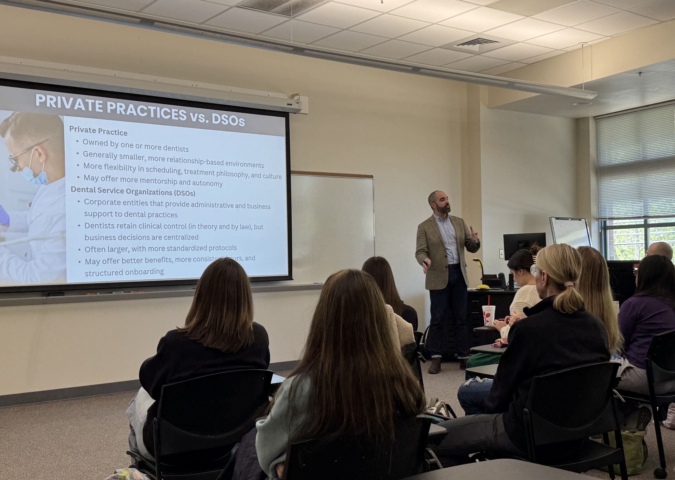 Attorney Aaron Frankel giving a talk to dental students.